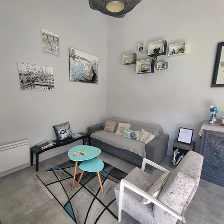 Maison Renovee Avec Jardin Et Terrasse Au Coeur De La Chaume, Proche Plage, Wifi - Fr-1-92-944 Nyaraló