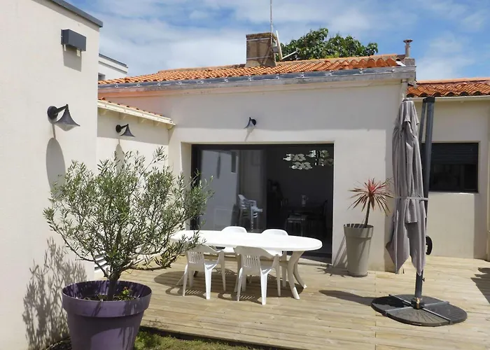 Nyaraló Maison Renovee Avec Jardin Et Terrasse Au Coeur De La Chaume, Proche Plage, Wifi - Fr-1-92-944 *