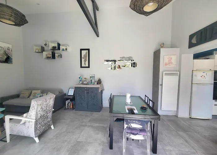 Nyaraló Maison Renovee Avec Jardin Et Terrasse Au Coeur De La Chaume, Proche Plage, Wifi - Fr-1-92-944