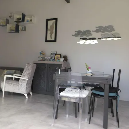 Maison Renovee Avec Jardin Et Terrasse Au Coeur De La Chaume, Proche Plage, Wifi - Fr-1-92-944 *