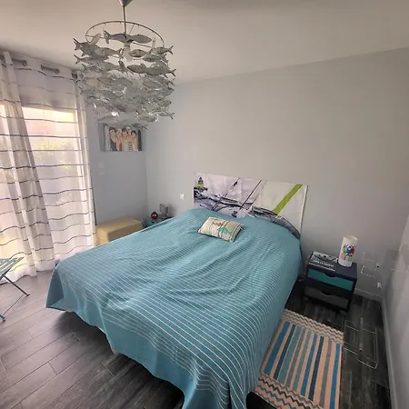 بيت للعطل Maison Renovee Avec Jardin Et Terrasse Au Coeur De La Chaume, Proche Plage, Wifi - Fr-1-92-944 *