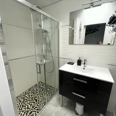 Maison Renovee Avec Jardin Et Terrasse Au Coeur De La Chaume, Proche Plage, Wifi - Fr-1-92-944 *