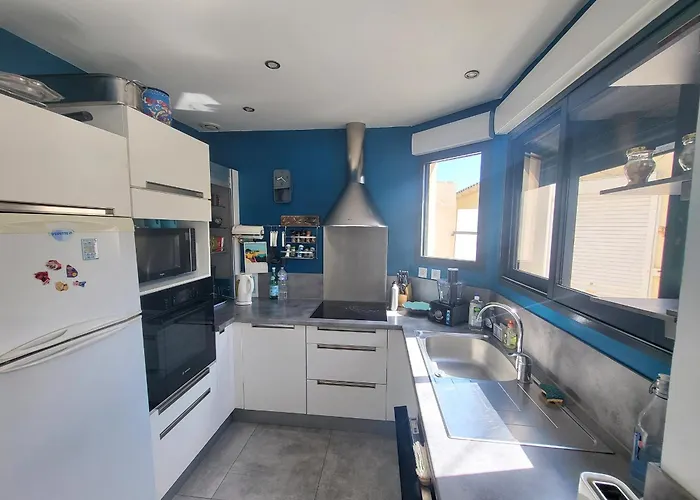 Maison Rénovée Avec Jardin Et Terrasse Au Cœur De La Chaume, Proche Plage, Wifi - Fr-1-92-944 *