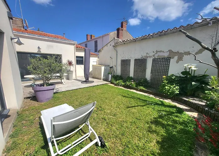 Casa vacanze Maison Rénovée Avec Jardin Et Terrasse Au Cœur De La Chaume, Proche Plage, Wifi - Fr-1-92-944