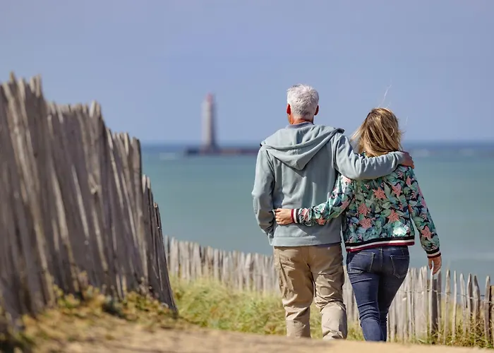 Maison Renovee Avec Jardin Et Terrasse Au Coeur De La Chaume, Proche Plage, Wifi - Fr-1-92-944 度假居 莱萨布勒-多洛讷